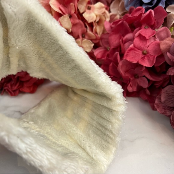 Infant Baby Blue Striped Winter Hat & Ring Scarf Set - Picture 14 of 16